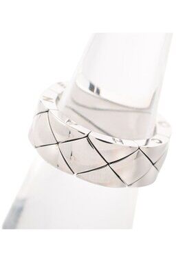 Chanel Ring Quilted White Gold